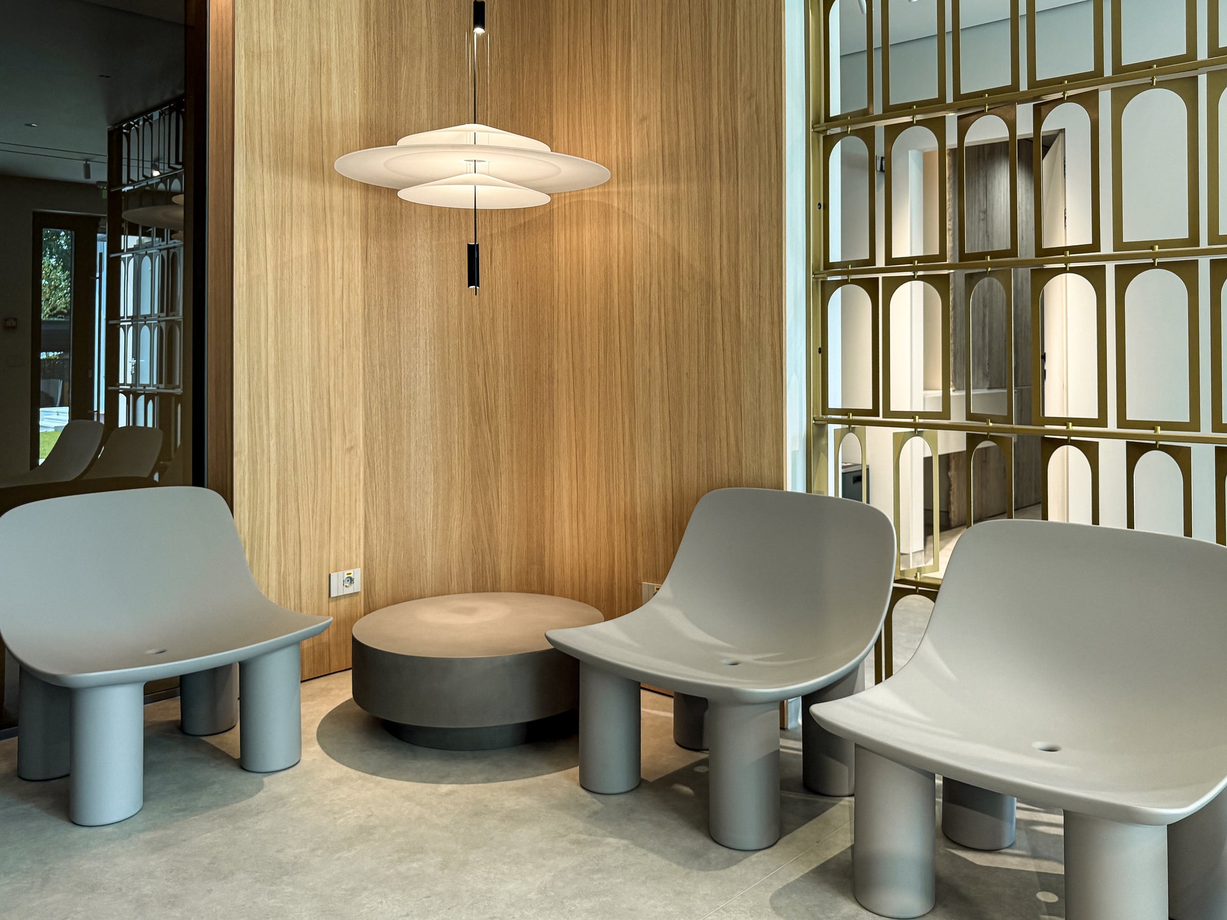 Waiting lounge — Dental clinic