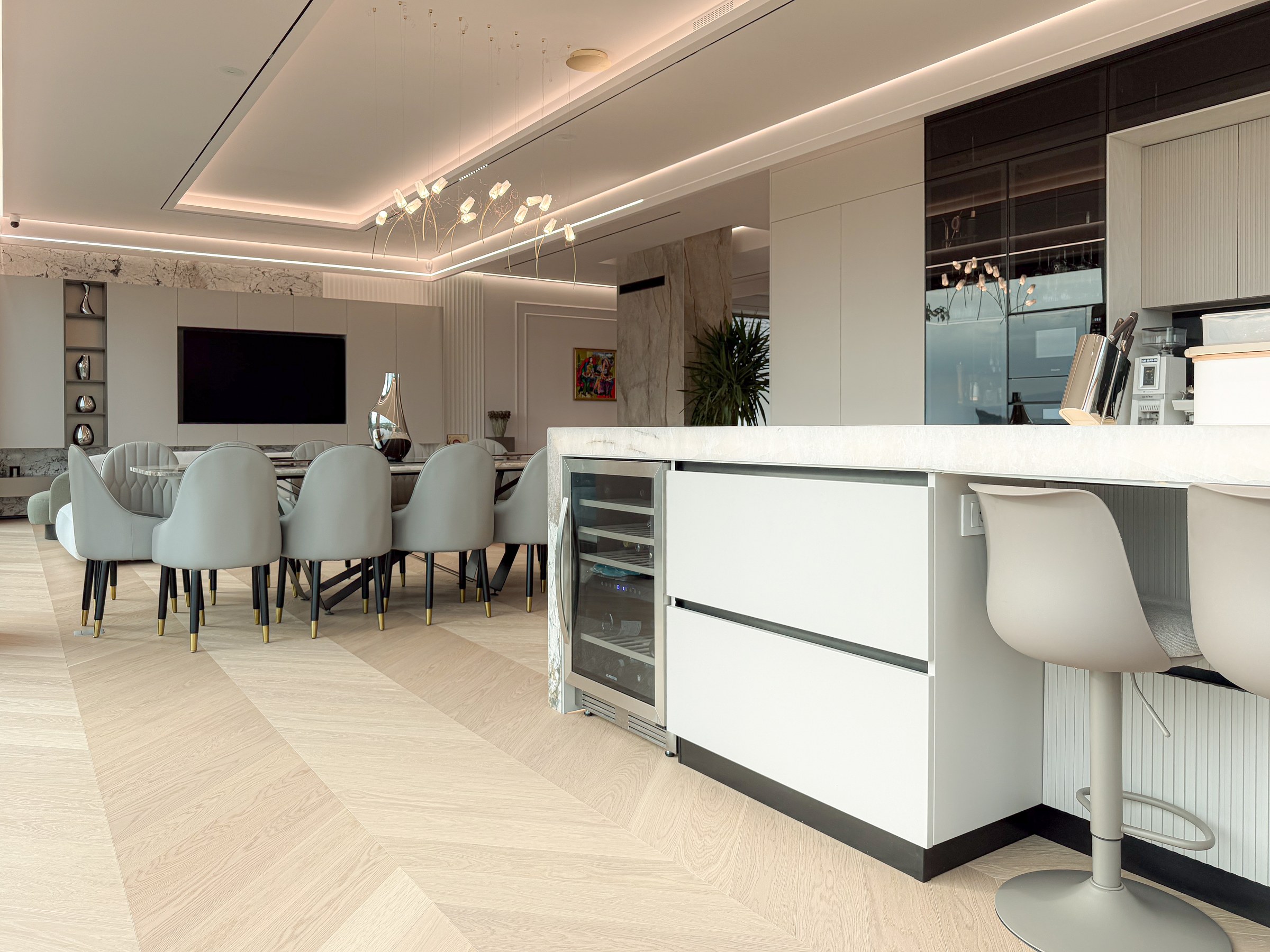 Residential House Cluj — Open space living and kitchen area